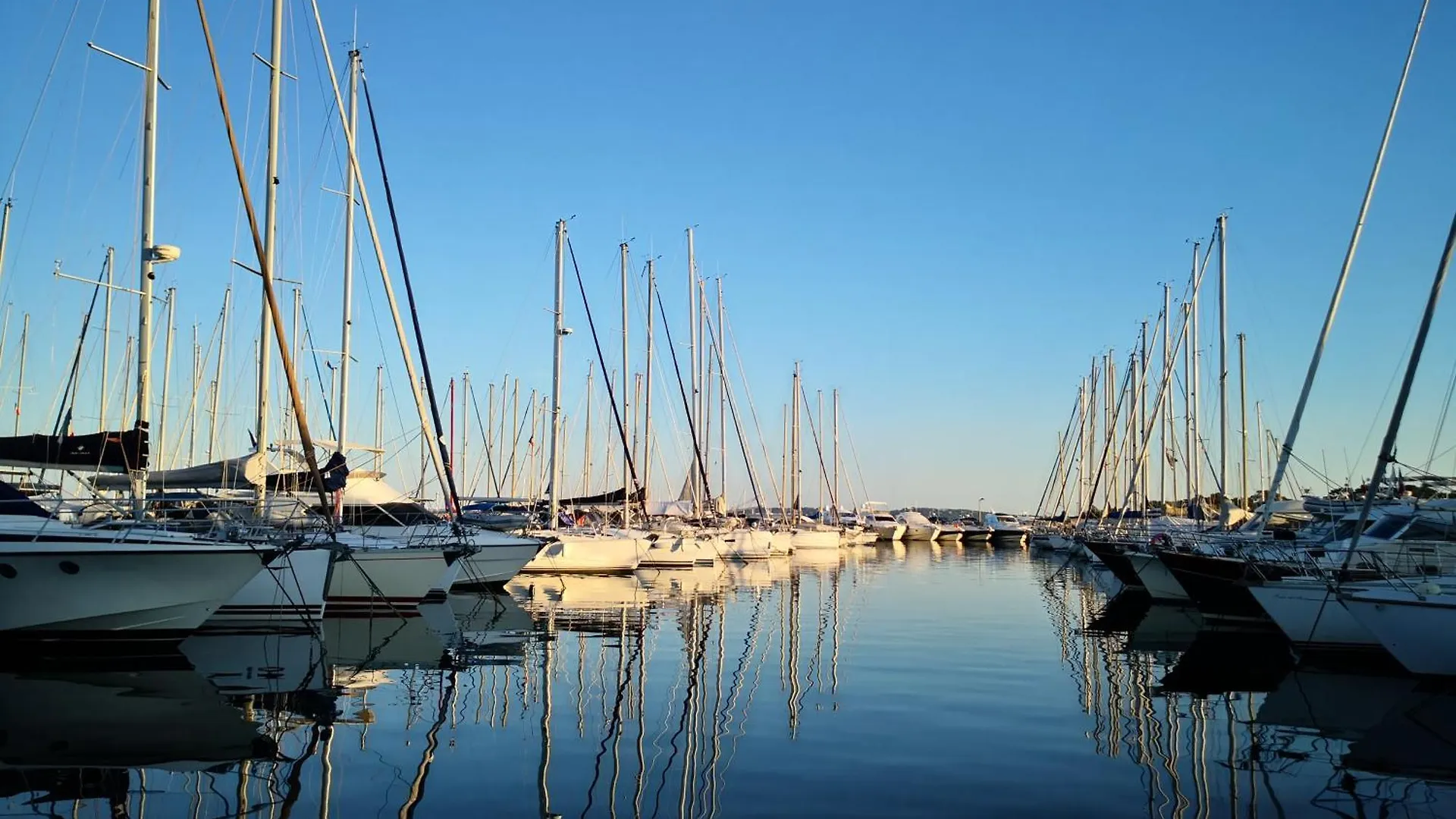 Studio A Hyeres Port - Proche De Toutes Commodites 0*,  France